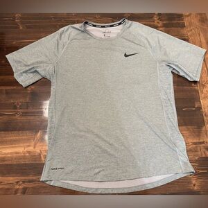 Nike Men's Gray Nike Pro Dri-FIT Shirt Size XL